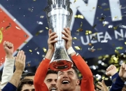 开云体育在线登录-葡萄牙队神奇逆转，晋级决赛实现壮举