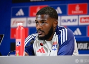 开云体育直播-里昂中场实力派球员回归，球队士气大增