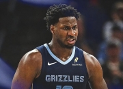 开云体育app下载-灰熊后卫连续砍分，压哨三分绝杀取胜