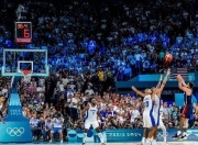 开云体育在线登录-尼克斯主场胜湖人，东部决赛战况白热化的简单介绍