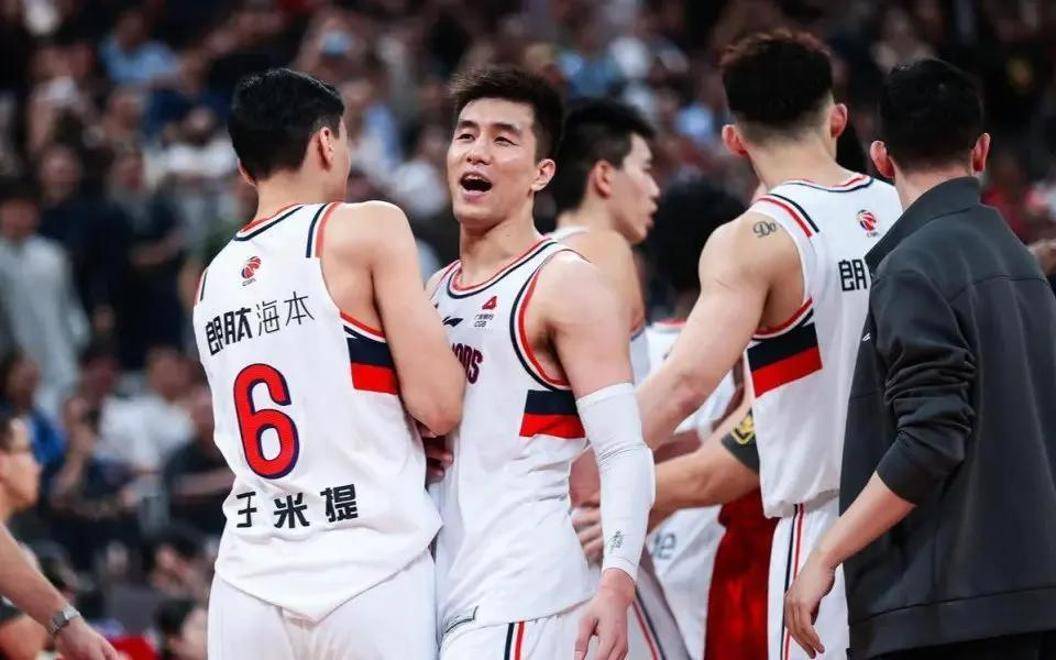 开云体育网页版登录入口-关于一场充满悬念的篮球对决即将上演的信息