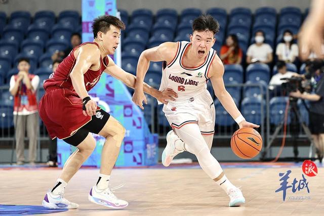 湖北男篮战胜劲旅,威震联赛 湖北男篮战胜劲旅,威震联赛