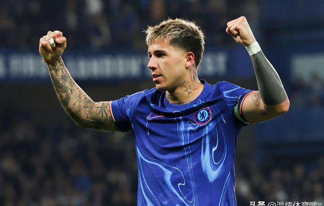 切尔西继续胜势,领跑英超榜首 切尔西继续胜势,领跑英超榜首