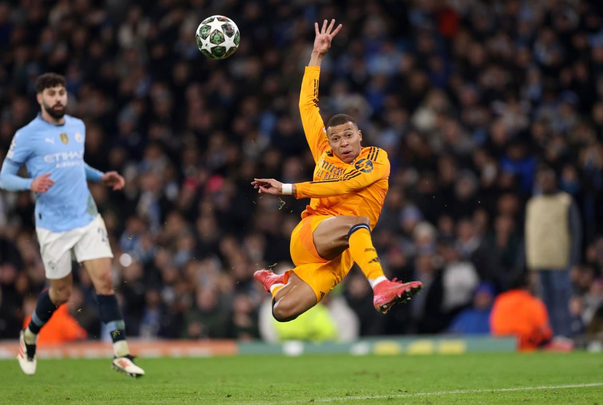 皇家社会队豪取三分,法甲球队功败垂成的简单介绍 皇家社会队豪取三分,法甲球队功败垂成的简单介绍