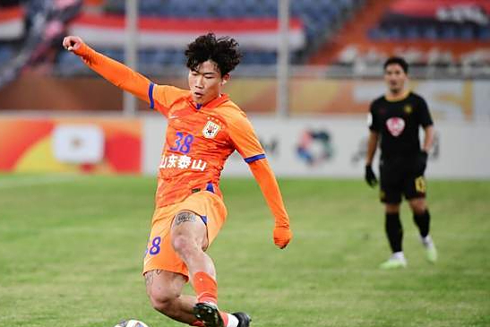 经济问题影响球队发展,挑战重重的简单介绍 经济问题影响球队发展,挑战重重的简单介绍