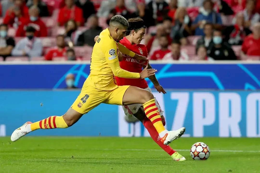 卡昂恢足连胜势，波尔多拼三分向冠前追赶的简单介绍