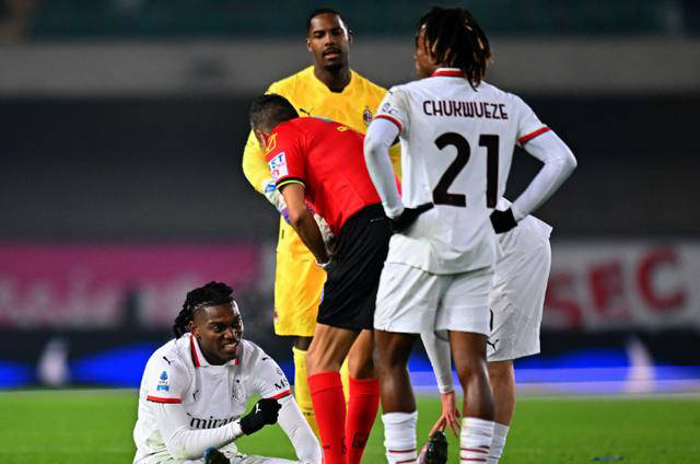 AC米兰后卫面临伤病,需及时调整阵容 AC米兰后卫面临伤病,需及时调整阵容