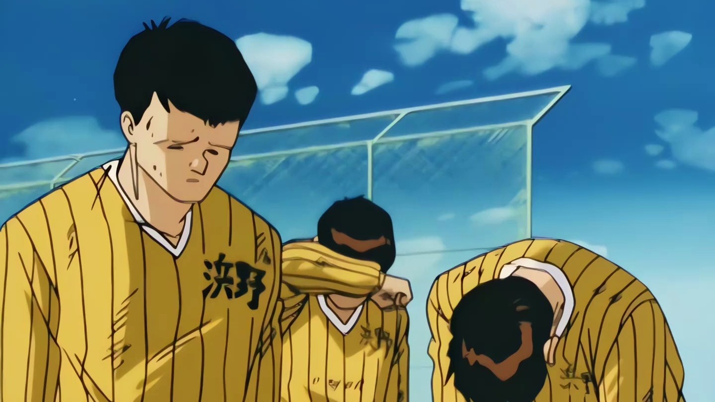 风云际会，球场上掀起一场热情的角逐的简单介绍