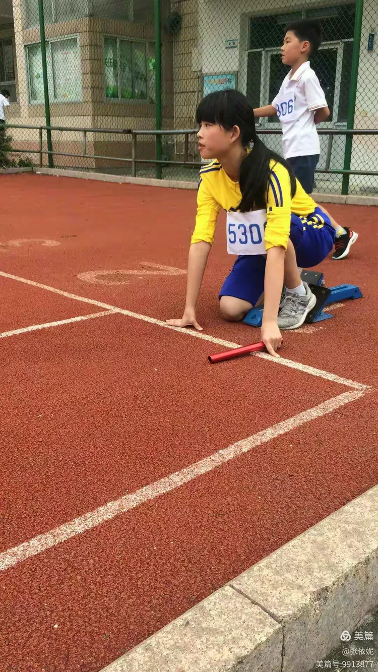 风云际会，球场上掀起一场热情的角逐的简单介绍